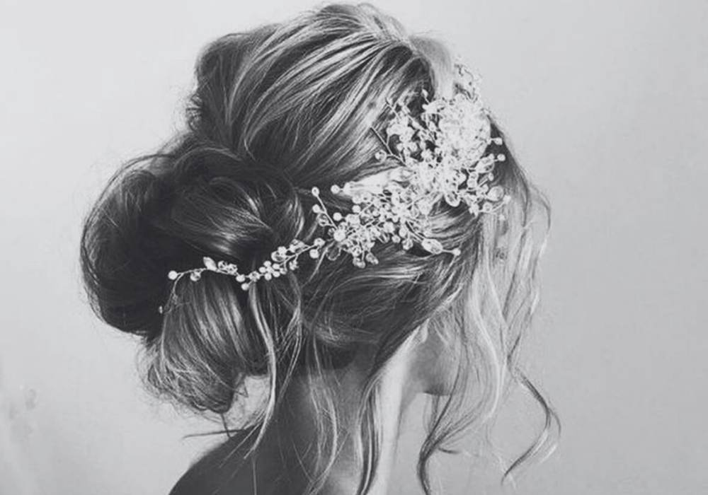 5 Timeless Bridal Hair Accessories Every Chicago Bride Should Consider