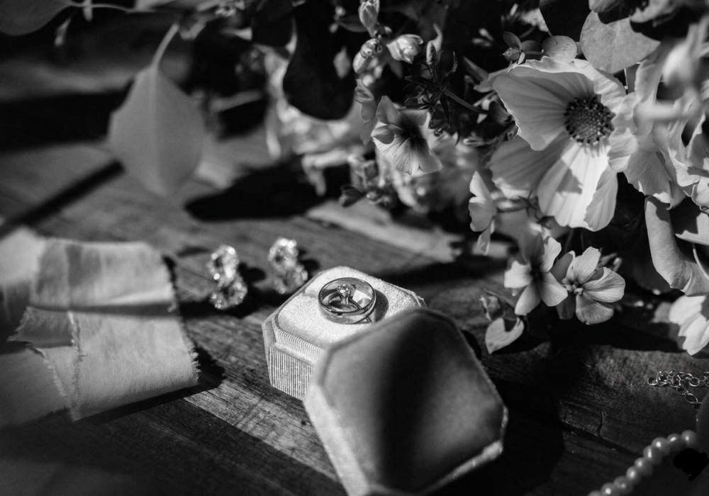 the ultimate chic bridal makeup checklist for chicago weddings